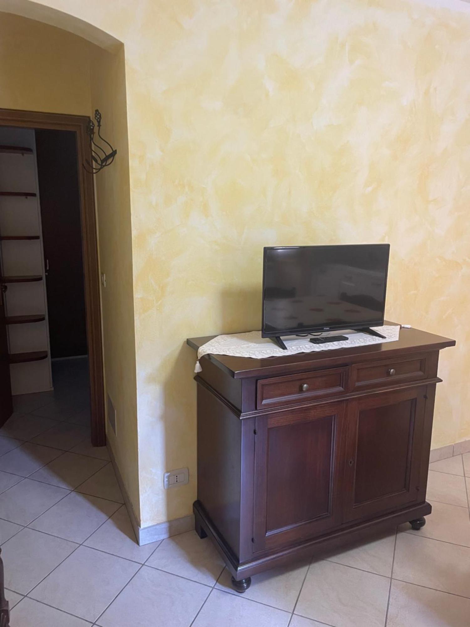 Il Fondaccio Otel Lizzano In Belvedere Dış mekan fotoğraf