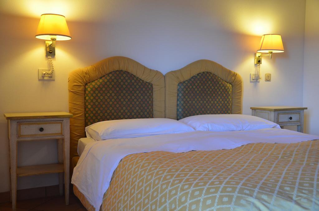Il Fondaccio Otel Lizzano In Belvedere Dış mekan fotoğraf