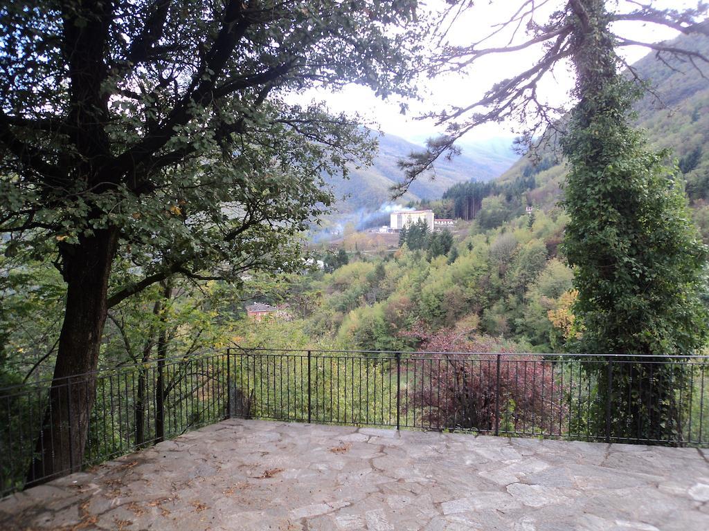 Il Fondaccio Otel Lizzano In Belvedere Dış mekan fotoğraf